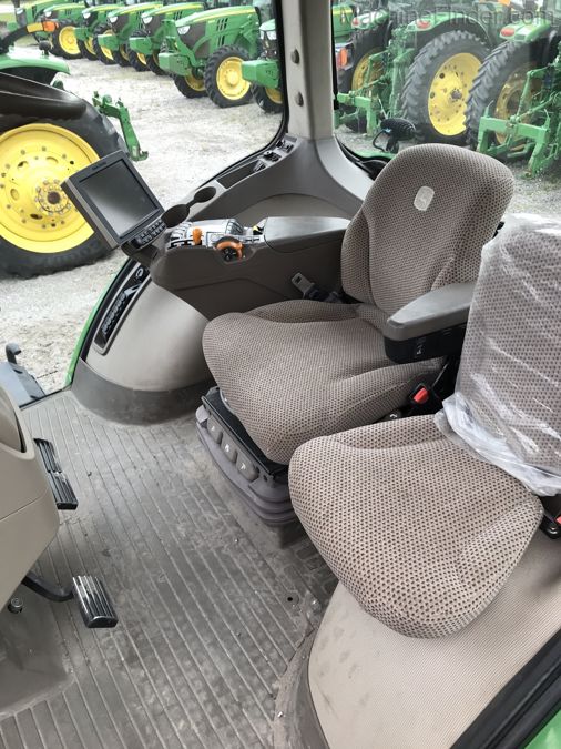 2017 JOHN DEERE 8295R