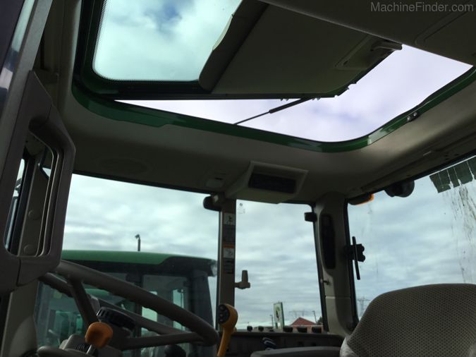 2019 JOHN DEERE 6120M