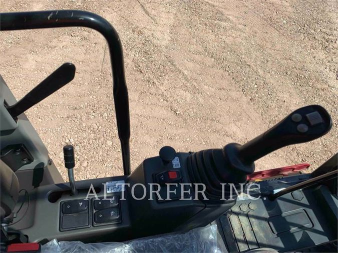 2018 CATERPILLAR M320