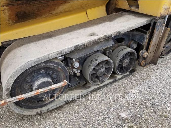 2016 CATERPILLAR AP1055
