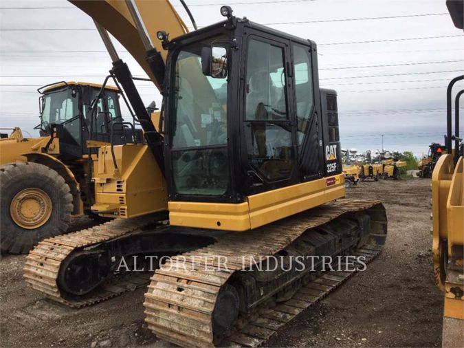 2018 CATERPILLAR 325F