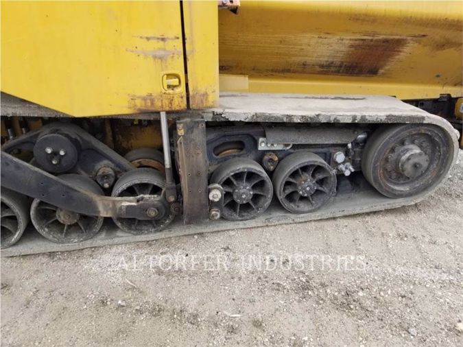 2016 CATERPILLAR AP1055
