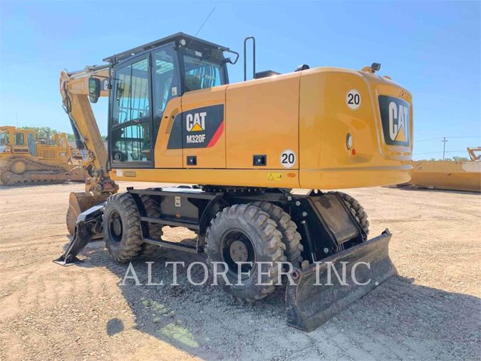 2018 CATERPILLAR M320