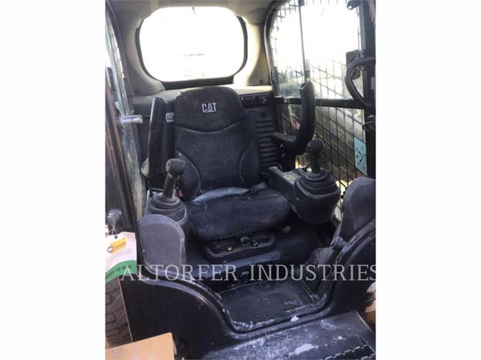 2015 CATERPILLAR 246