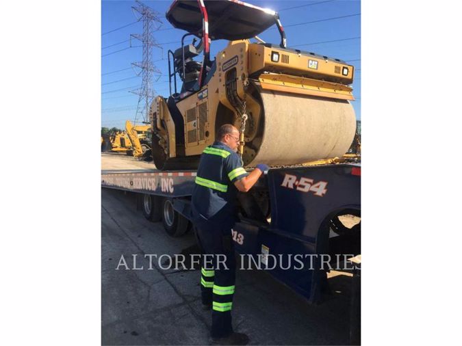 2015 CATERPILLAR CB54