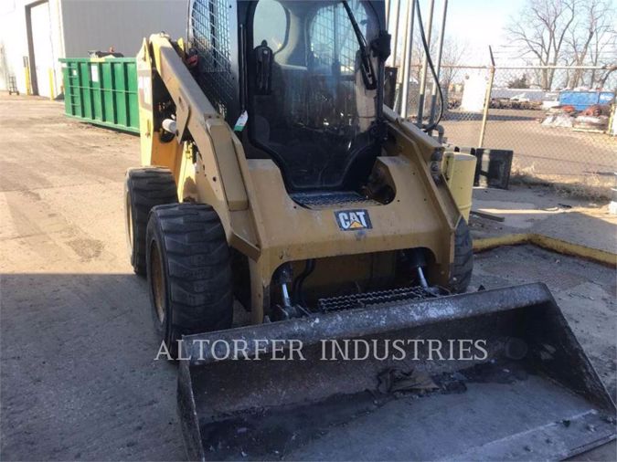 2015 CATERPILLAR 246