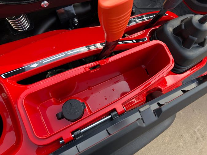 2020 MASSEY FERGUSON GC1725