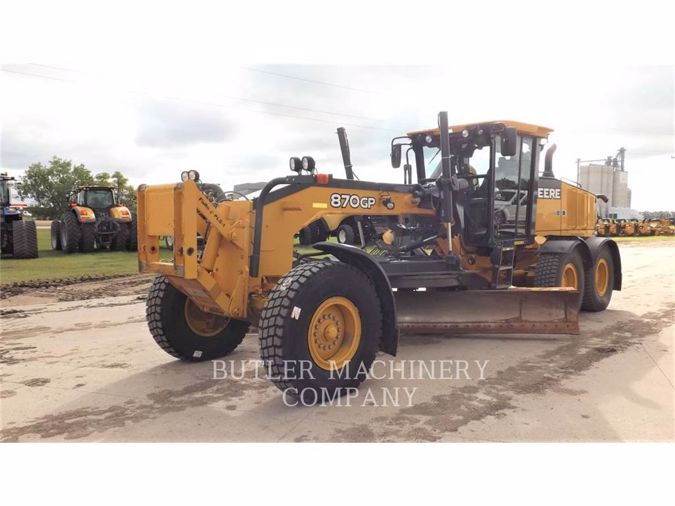 2013 JOHN DEERE 870GP