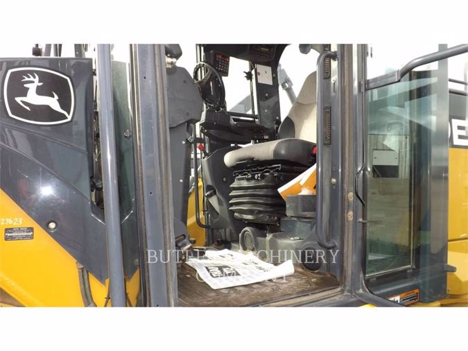 2013 JOHN DEERE 870GP