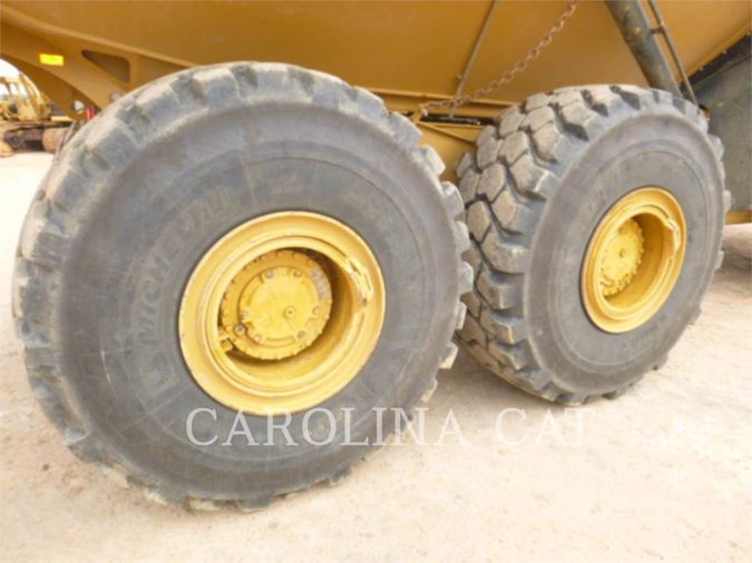 2018 CATERPILLAR 740