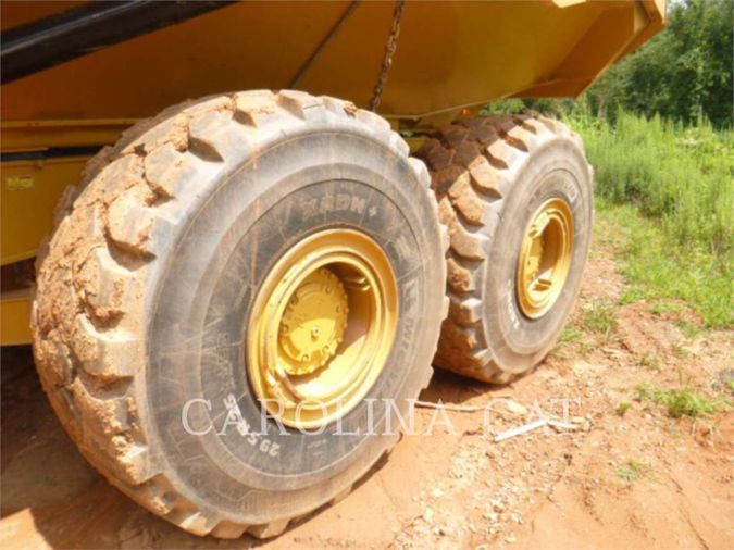 2018 CATERPILLAR 740
