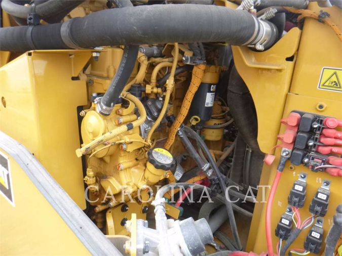 2018 CATERPILLAR CW16