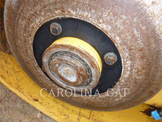 2019 CATERPILLAR CB13