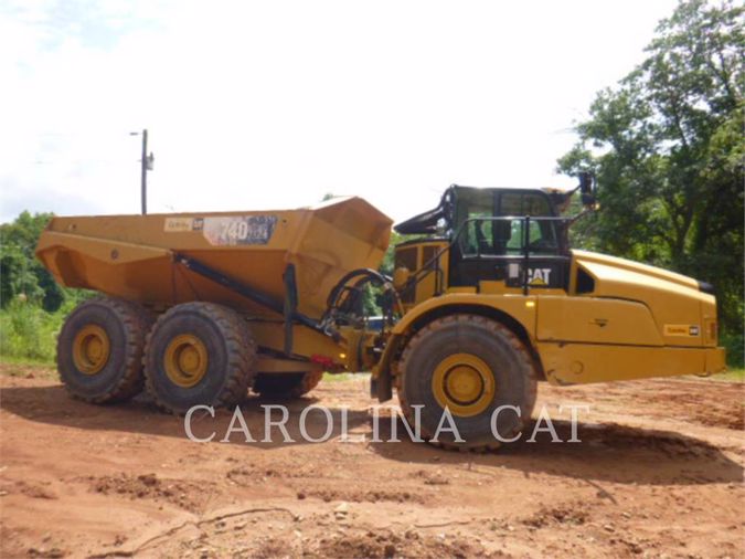 2018 CATERPILLAR 740