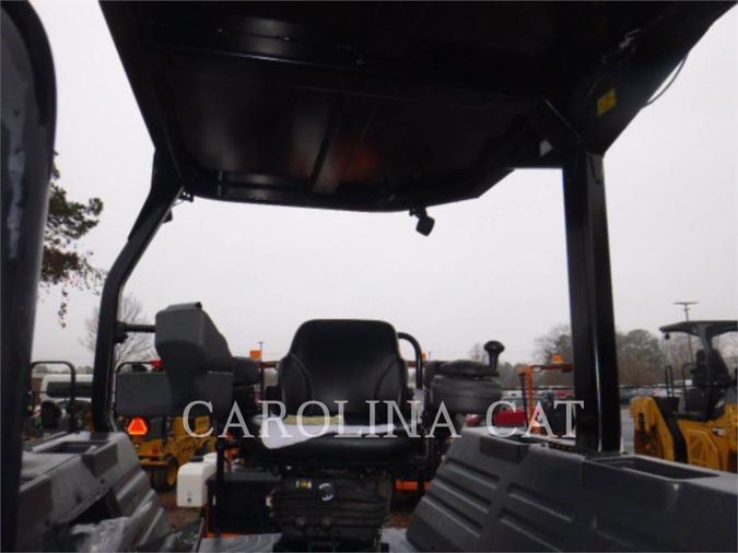 2019 CATERPILLAR CB13
