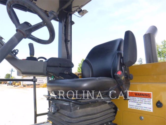 2018 CATERPILLAR CW16