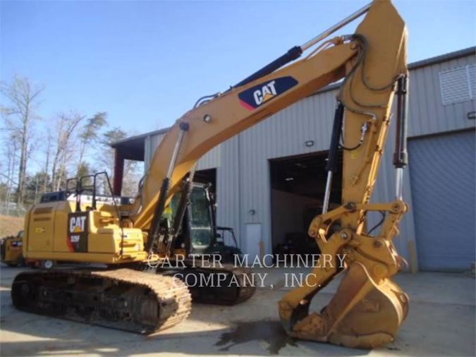 2015 CATERPILLAR 329