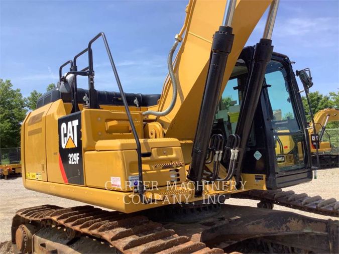 2015 CATERPILLAR 329