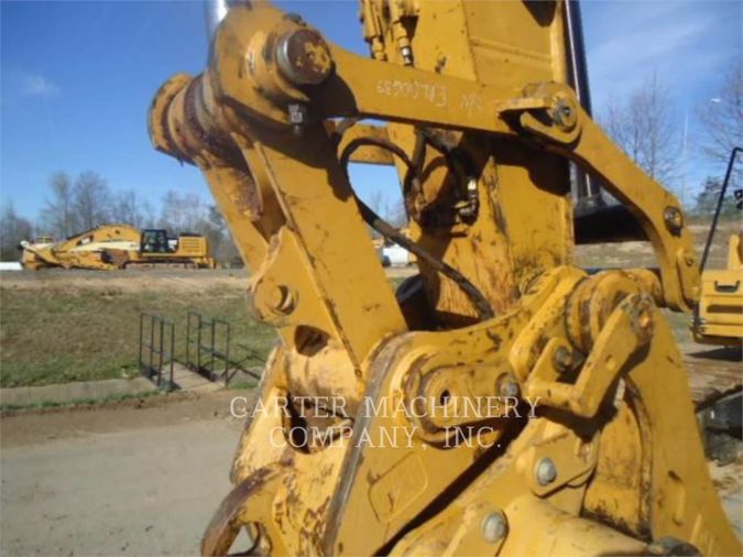 2015 CATERPILLAR 329