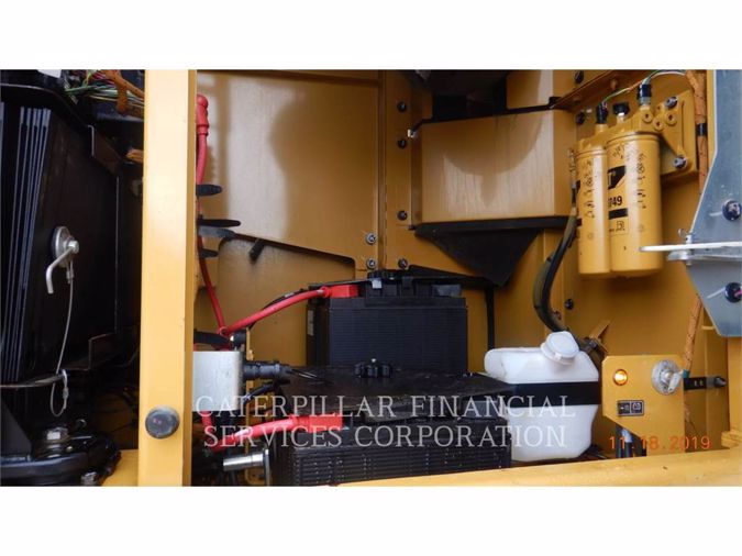 2016 CATERPILLAR 349F