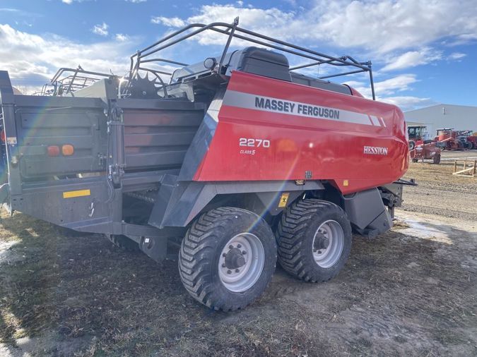 2020 MASSEY FERGUSON 2200