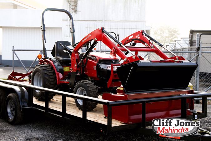 2018 MAHINDRA MAX 26