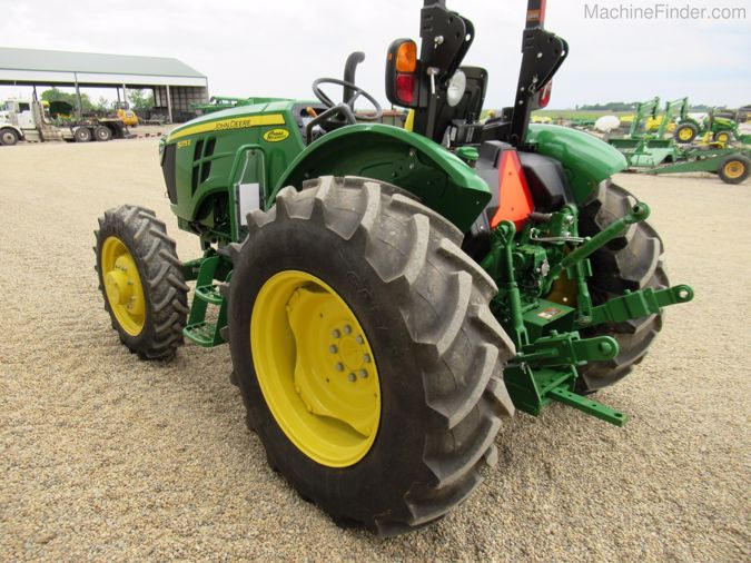 2019 JOHN DEERE 5075E