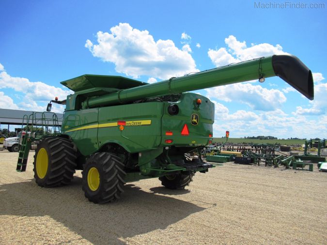 2015 JOHN DEERE S690