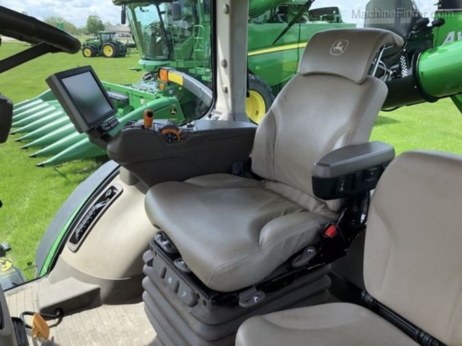 2019 JOHN DEERE 8370R