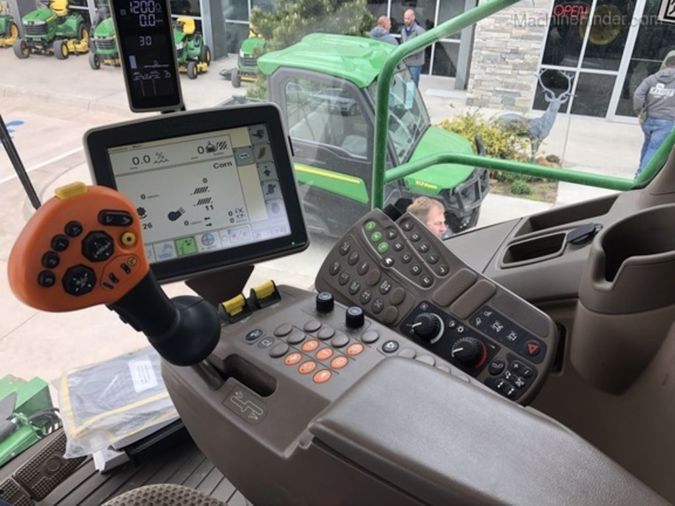 2017 JOHN DEERE S680
