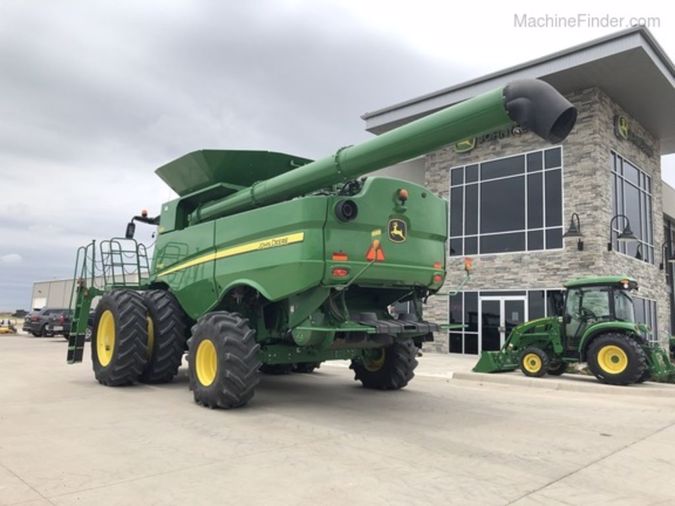 2017 JOHN DEERE S680