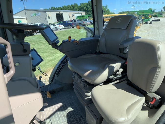 2018 JOHN DEERE 8400R