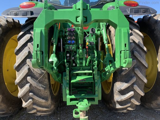 2018 JOHN DEERE 8400R