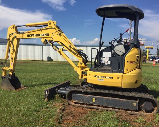 2016 NEW HOLLAND E30