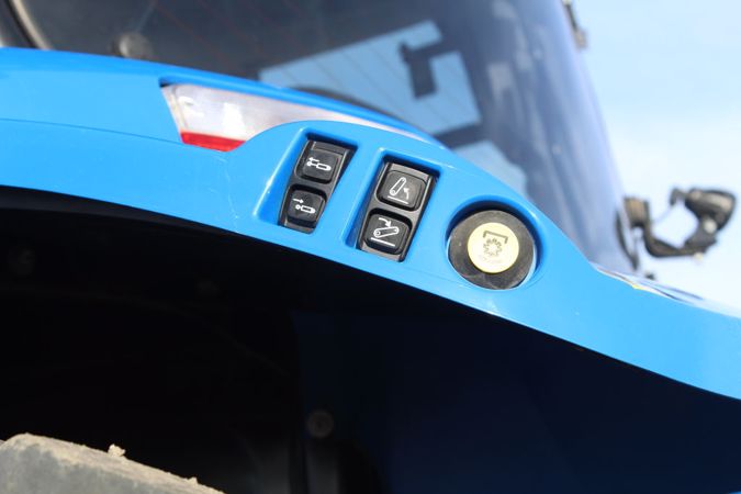 2019 NEW HOLLAND T7.270