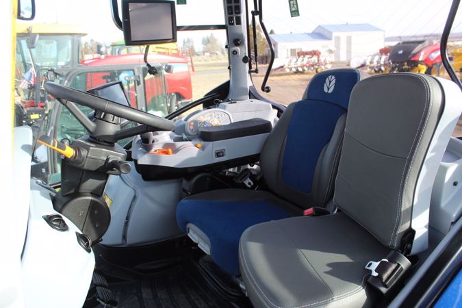 2019 NEW HOLLAND T7.270