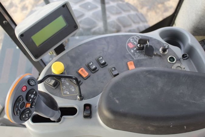 2017 NEW HOLLAND SR260
