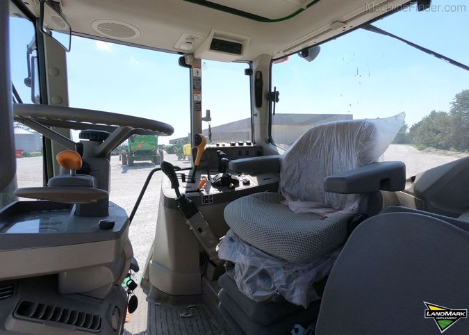 2018 JOHN DEERE 6175M