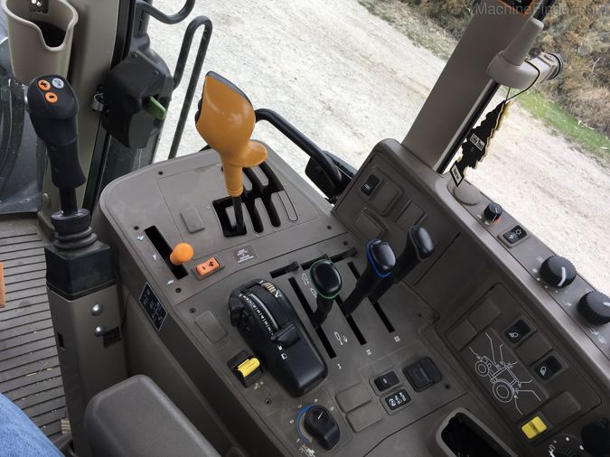 2018 JOHN DEERE 6175M