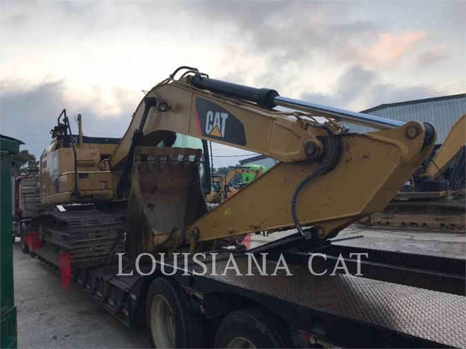 2016 CATERPILLAR 323F
