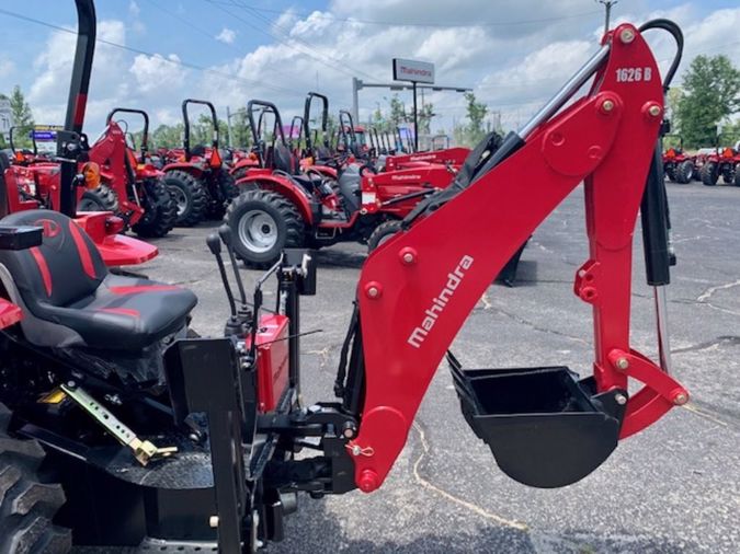 2020 MAHINDRA 1626