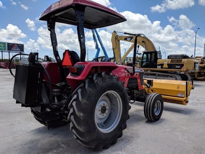 2018 MAHINDRA 5570