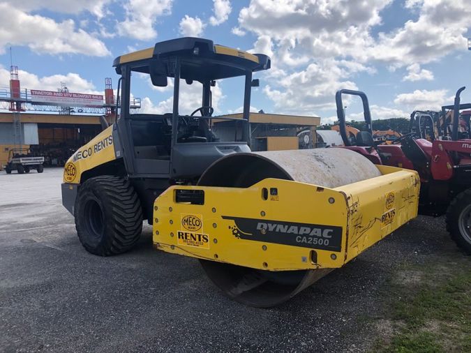 2017 DYNAPAC CA2500