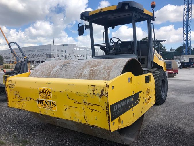2017 DYNAPAC CA2500