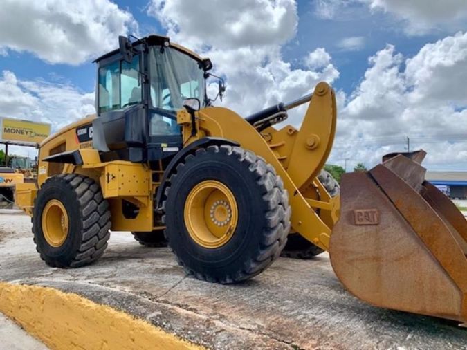 2015 CATERPILLAR 930M