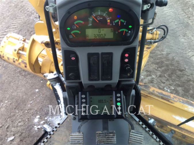 2010 CATERPILLAR 140M