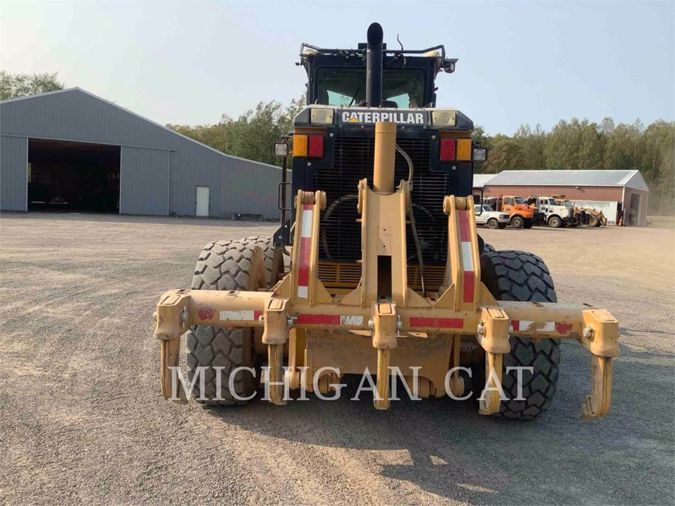 2010 CATERPILLAR 140M