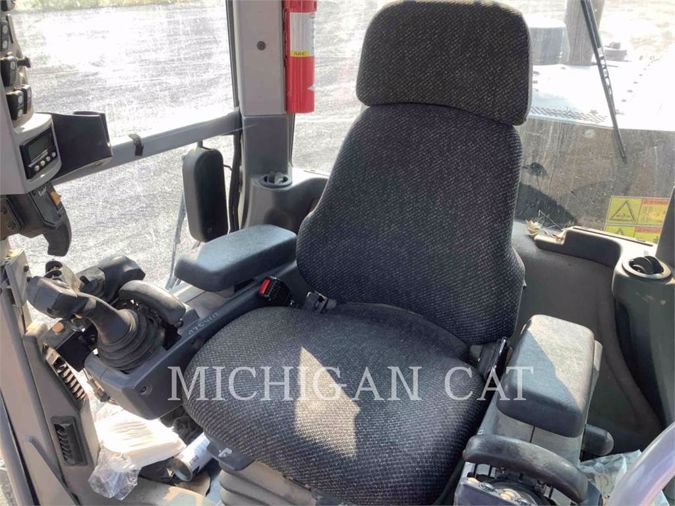 2010 CATERPILLAR 140M