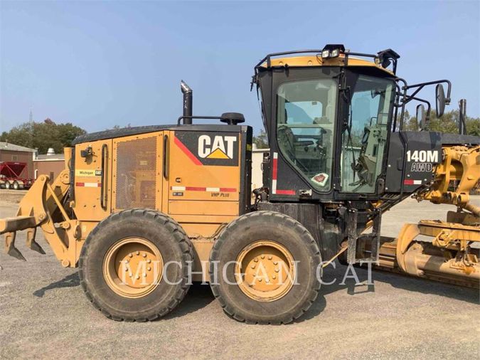 2010 CATERPILLAR 140M