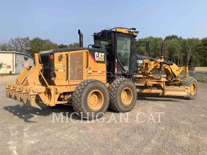 2010 CATERPILLAR 140M